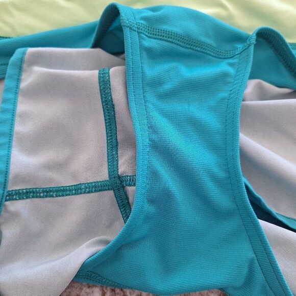 Lululemon Shorts, Size 6, Blue - Picture 5 of 5